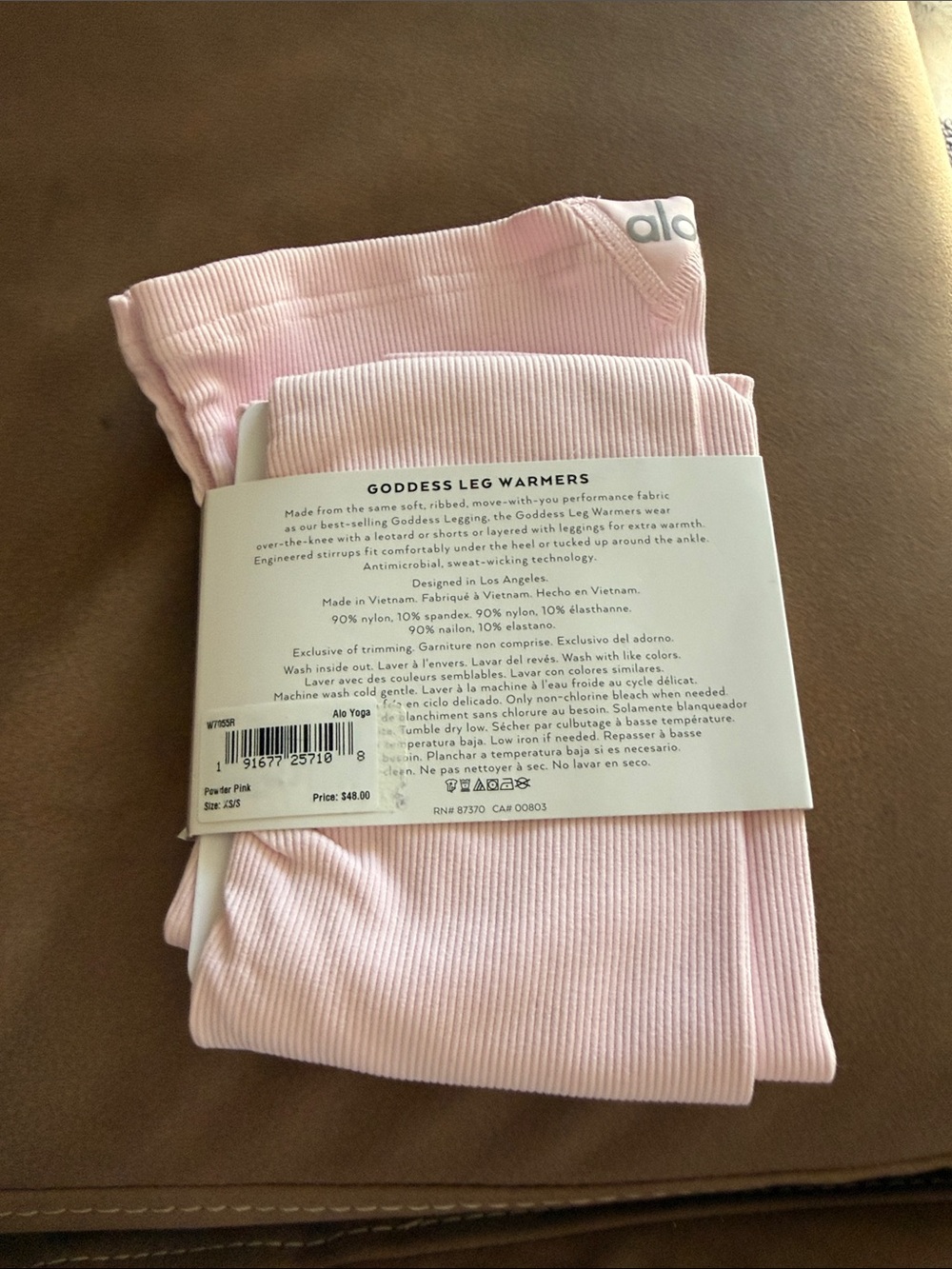 ALO Yoga Goddess Leg Warmers in Light Pink - Picture 2 of 2